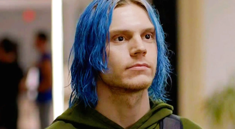 3. Evan Peters Debuts Blue Hair at American Horror Story Premiere - wide 1